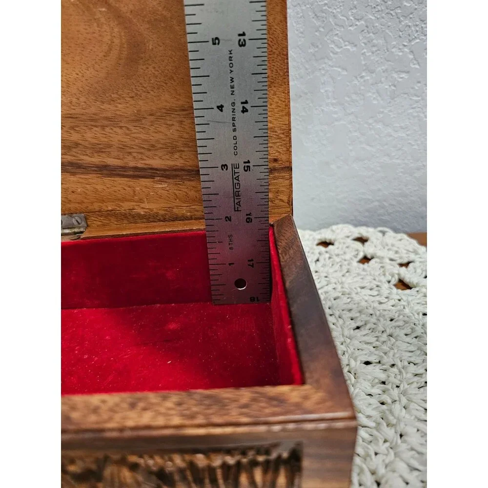 Wooden African Trinket‎ Box 6x6x3